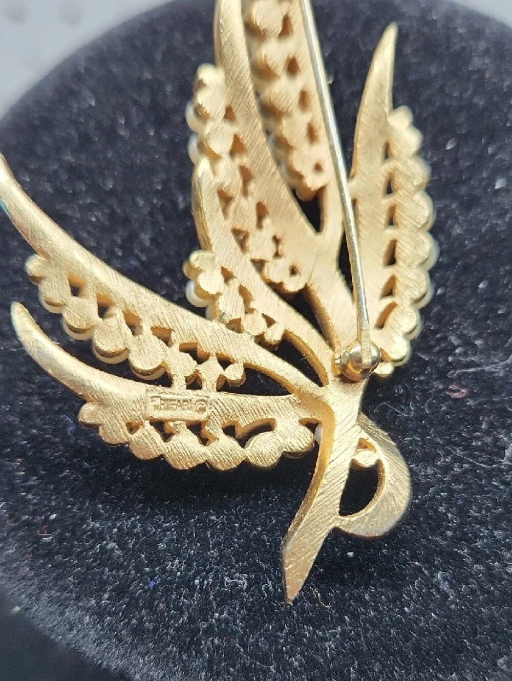 Trifari Gold-Tone Leaf Brooch with Pearlescent Beads - Picture 2 of 6